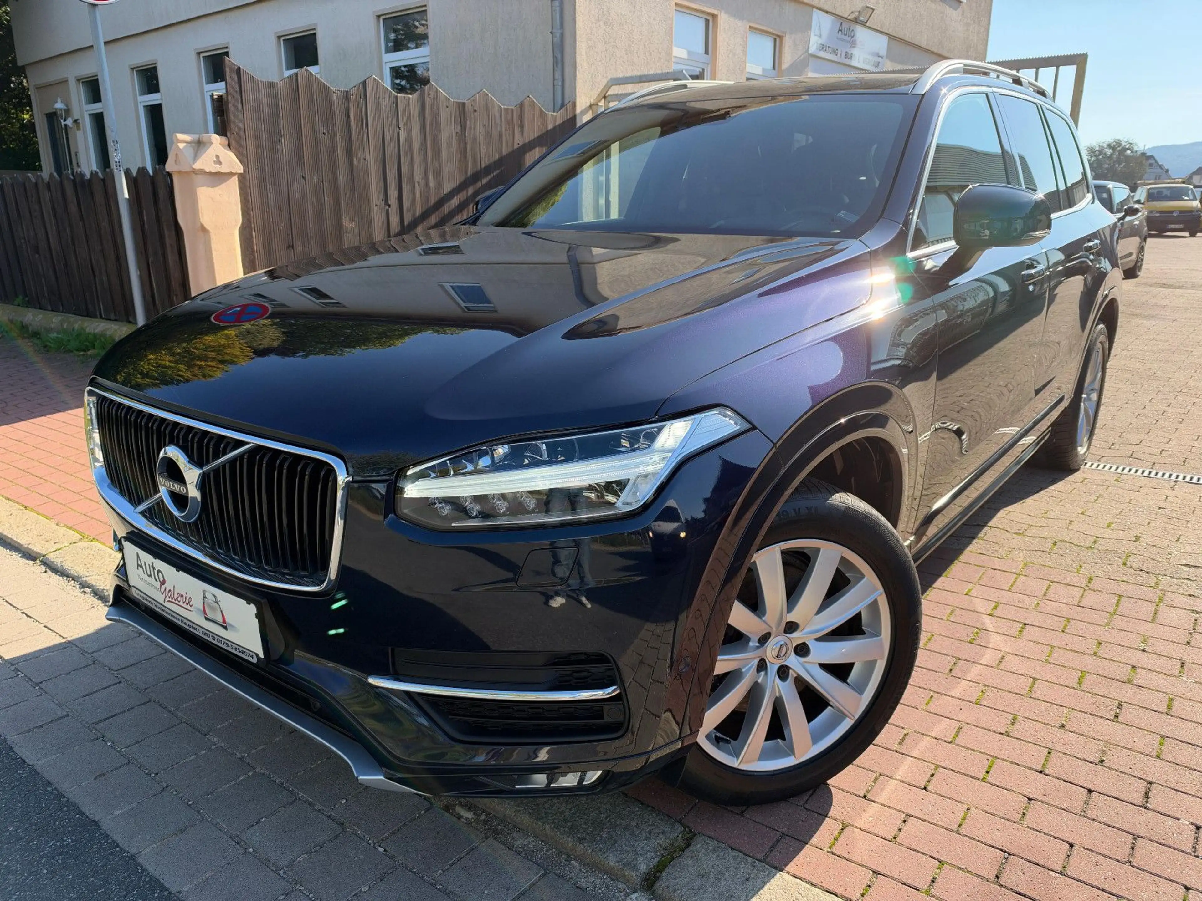 Volvo XC90 Momentum AWD|7-Sitzer|Automatik|
