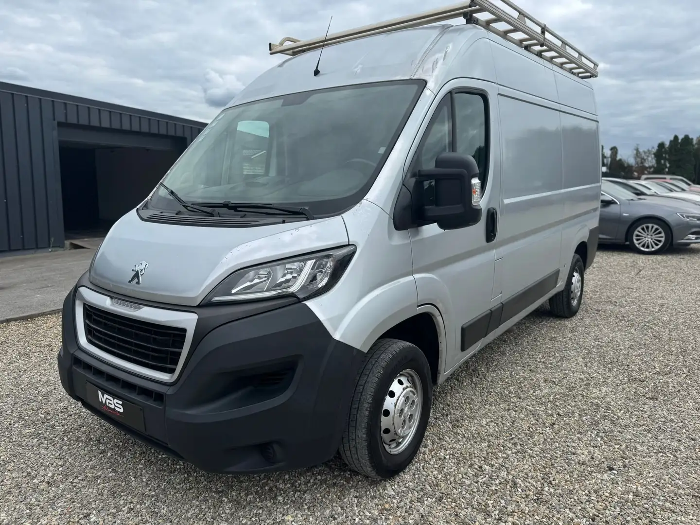 Peugeot Boxer 2.0BlueHDi *L2H2 *CRUISE *CLIM *CAMERA *CAPTEURS Šedá - 1
