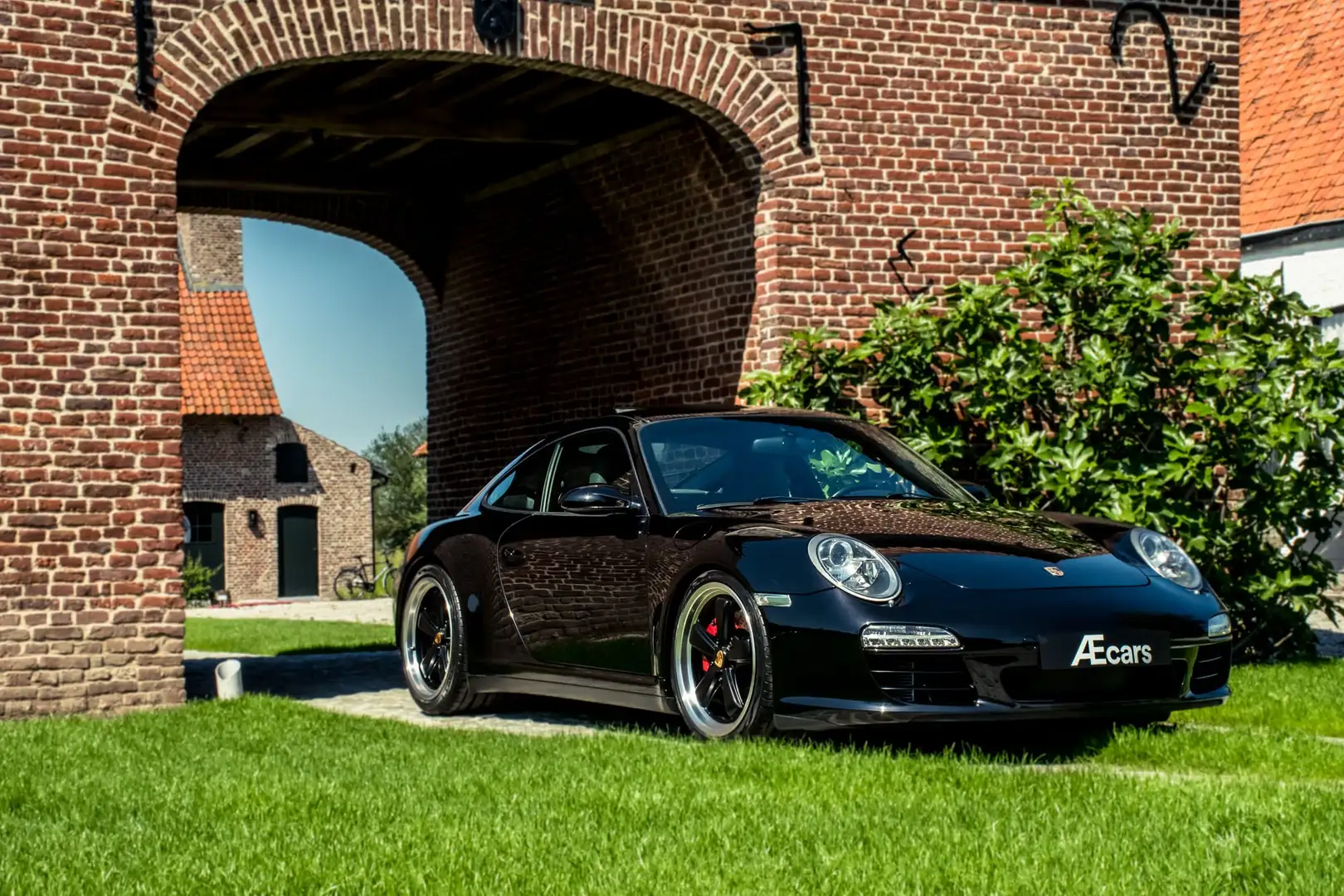 Porsche 997 911 C4S  *** MANUAL / XENON / SPORT EXHAUST *** Black - 2