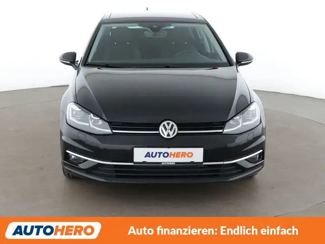 Volkswagen Golf view 9