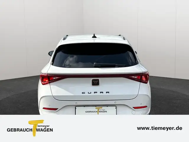 Cupra Leon view 6