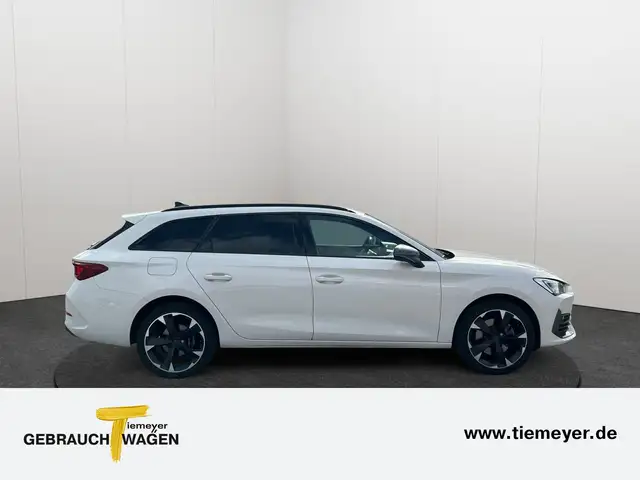 Cupra Leon view 4