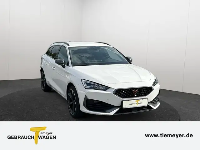 Cupra Leon view 3