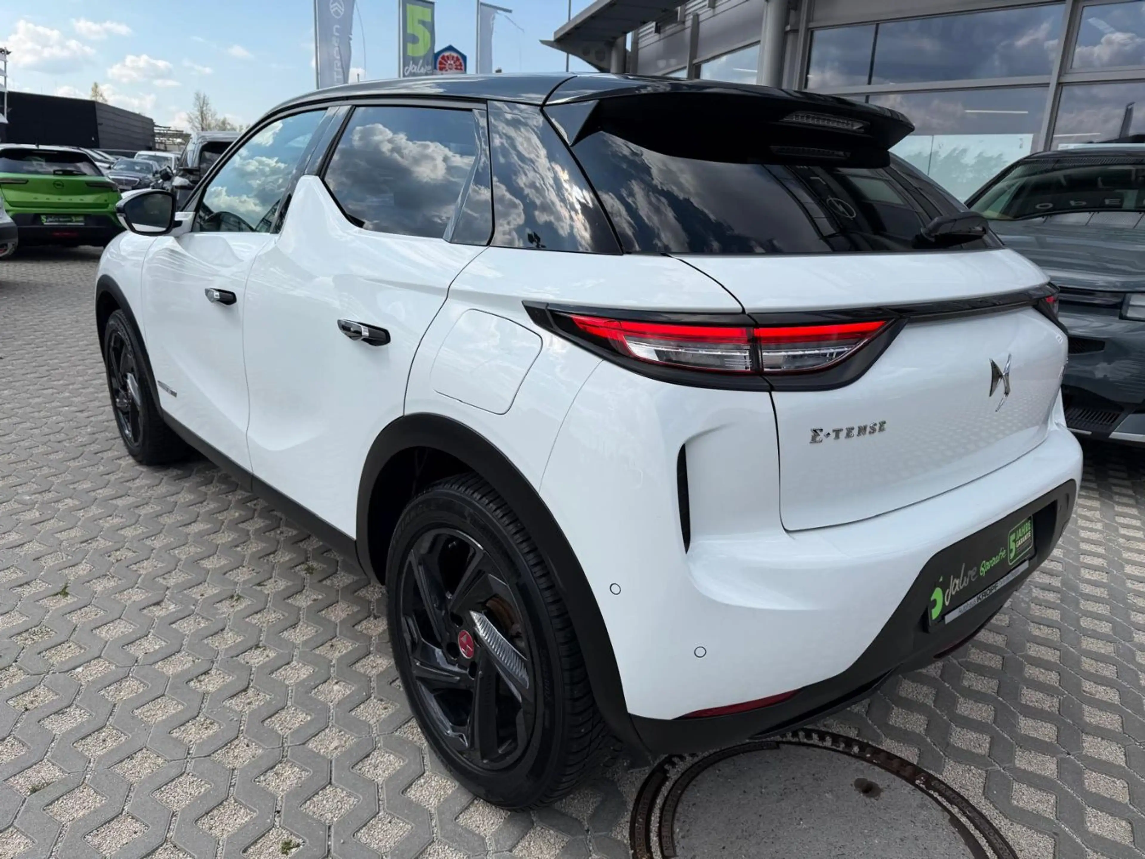 DS Automobiles DS 3 Crossback DS3 Crossback Alcantara+Navi+SHZ+Fernlichtass. — photo 5