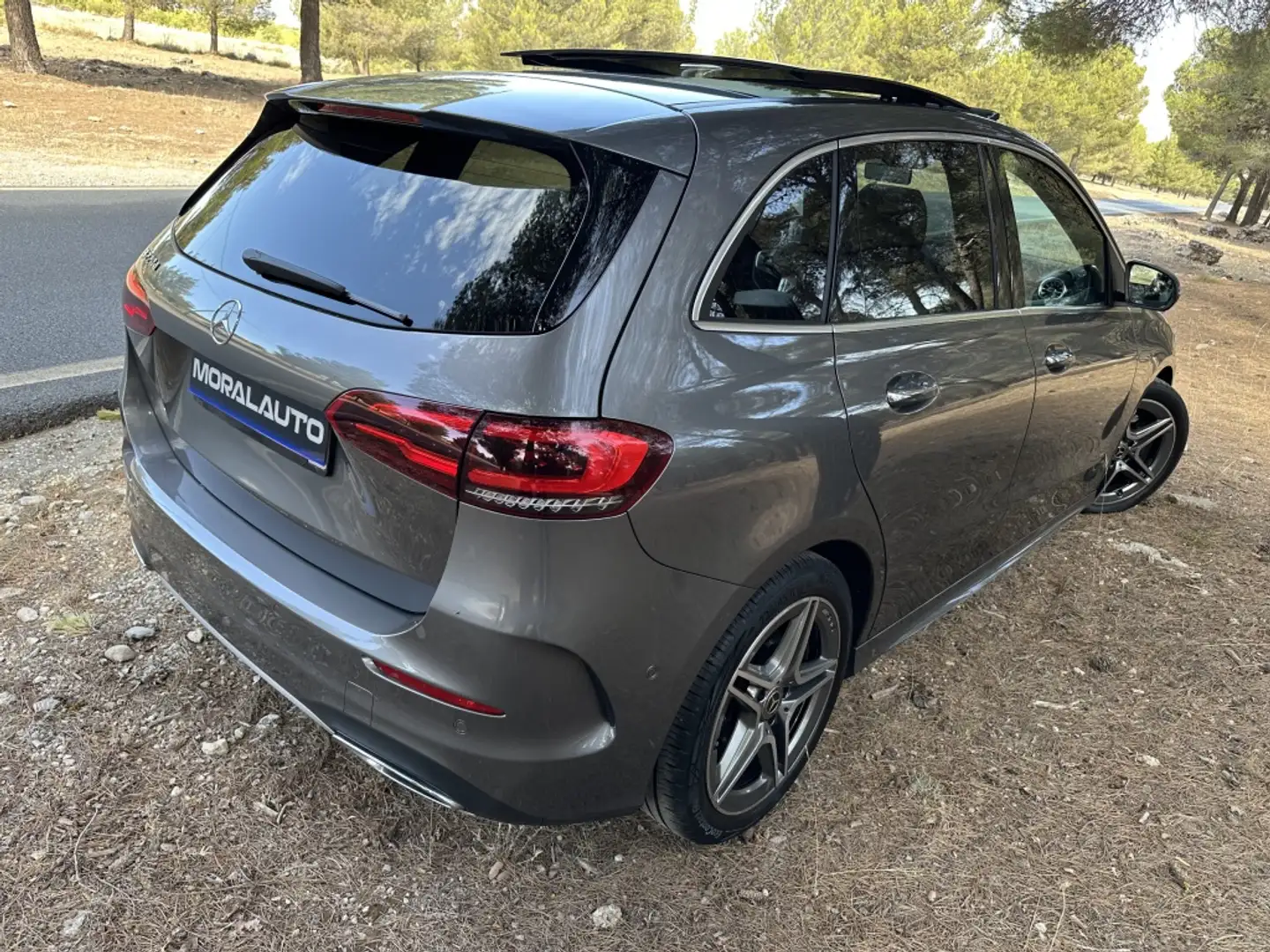 Mercedes-Benz B 220 220d 8G-DCT Gris - 2