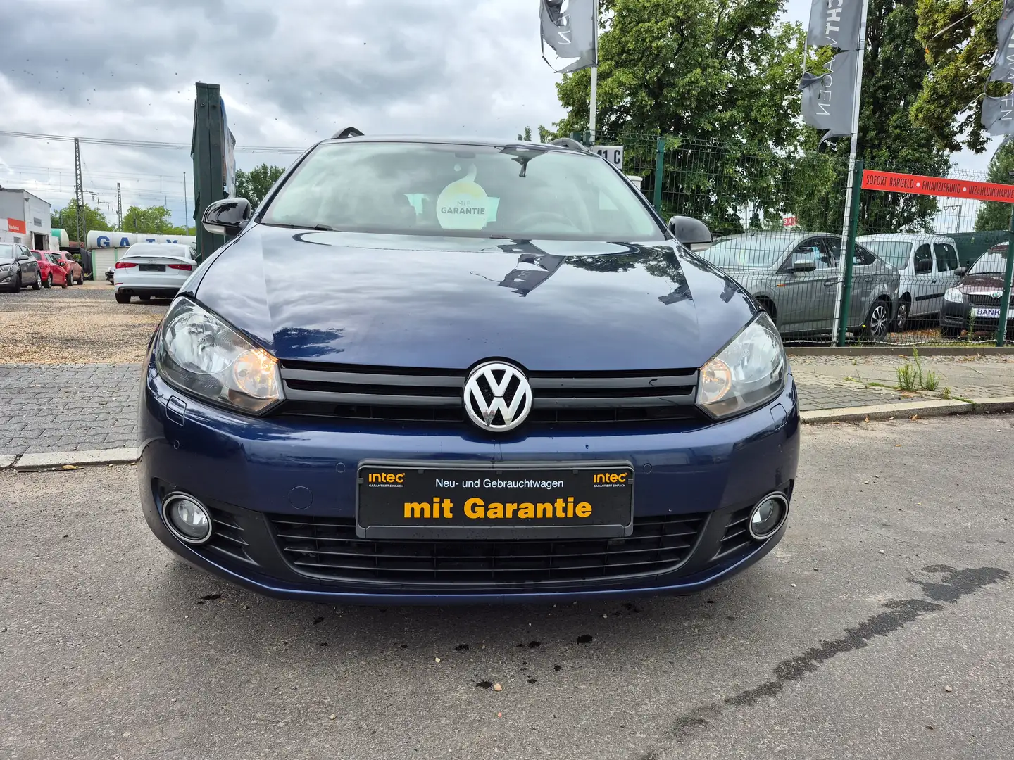 Volkswagen Golf Variant Match Serviceheft Navigation 12 M. Garantie plava - 1