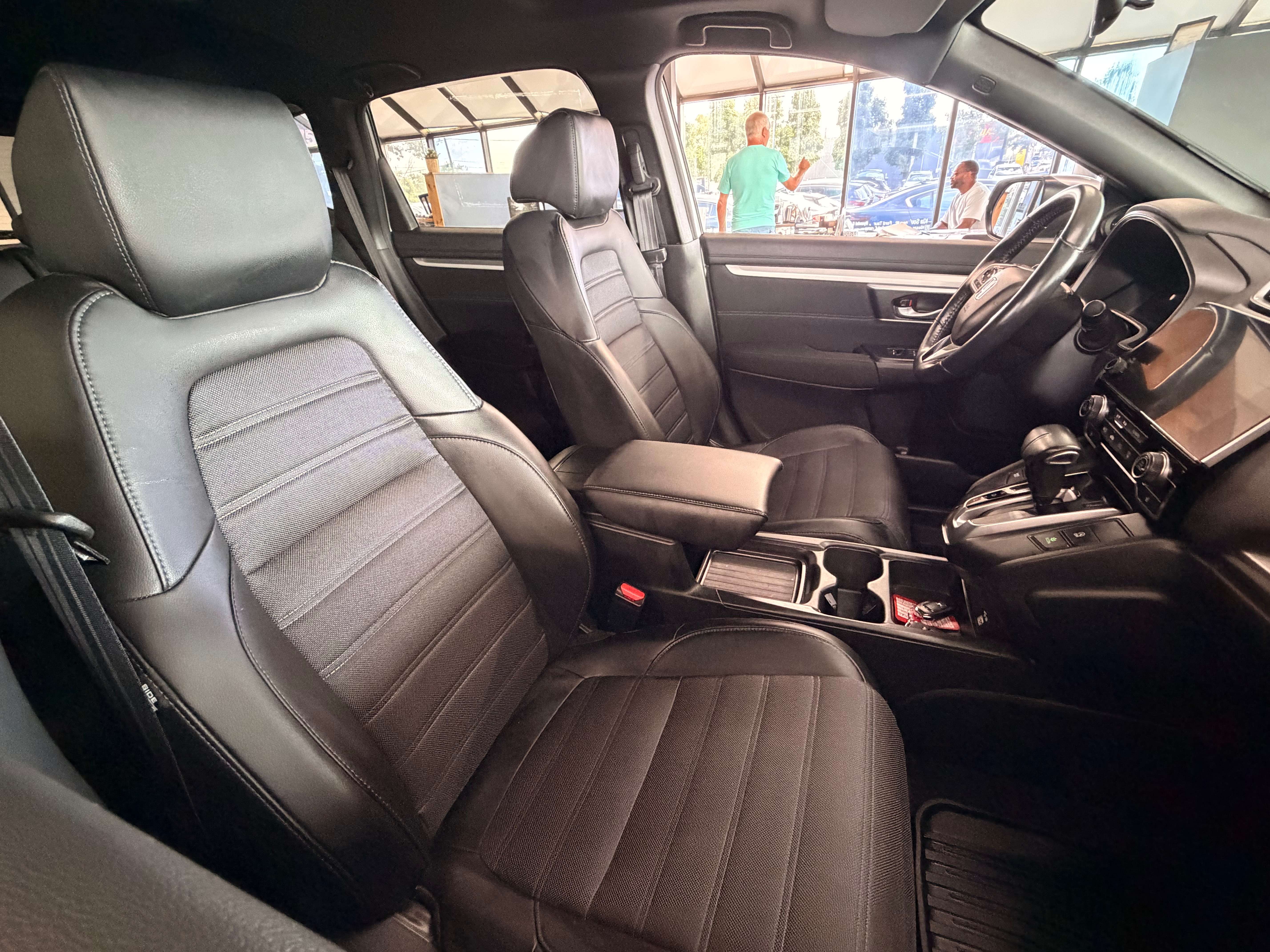 2020 Honda CR-V Sport - Image 11