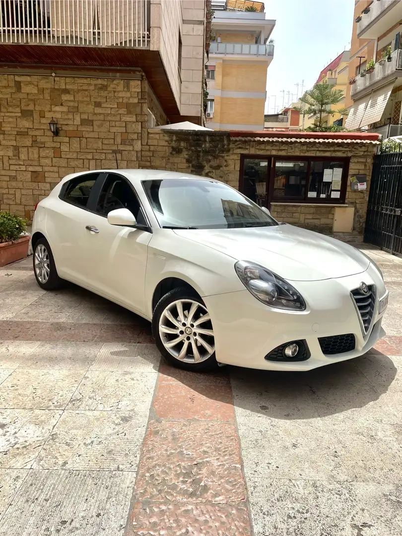 Alfa Romeo Giulietta 1.6 jtdm Exclusive 120cv - 1