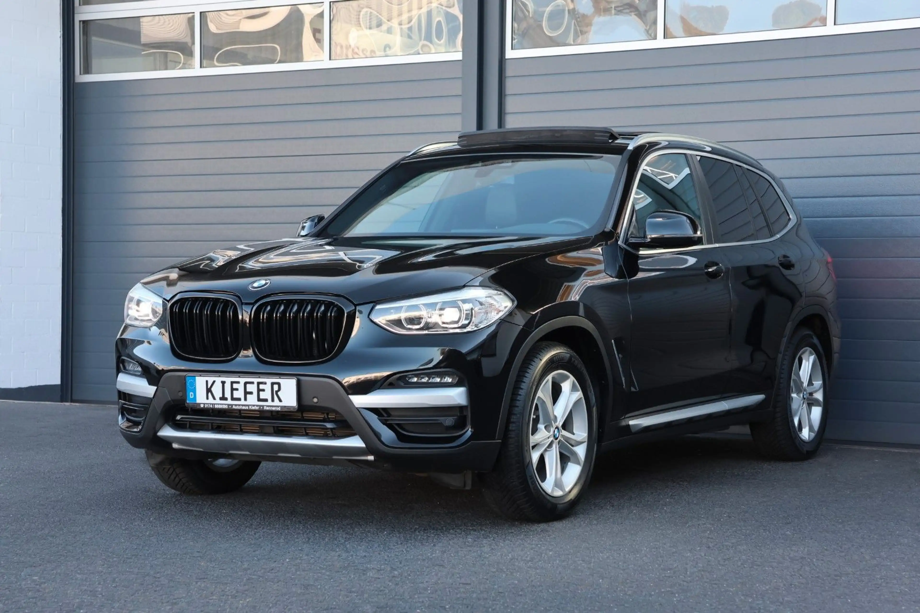 BMW X3 xDrive30i/PANO/Virtual/SHZCarPlay/KAMERA/R18 — photo 4