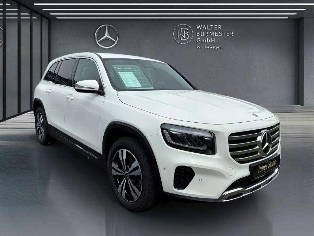 Mercedes-Benz GLB 220