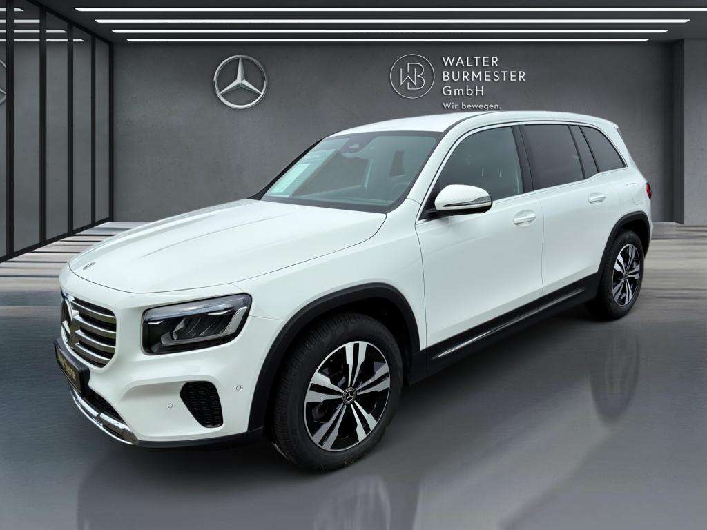 Mercedes-Benz GLB 220