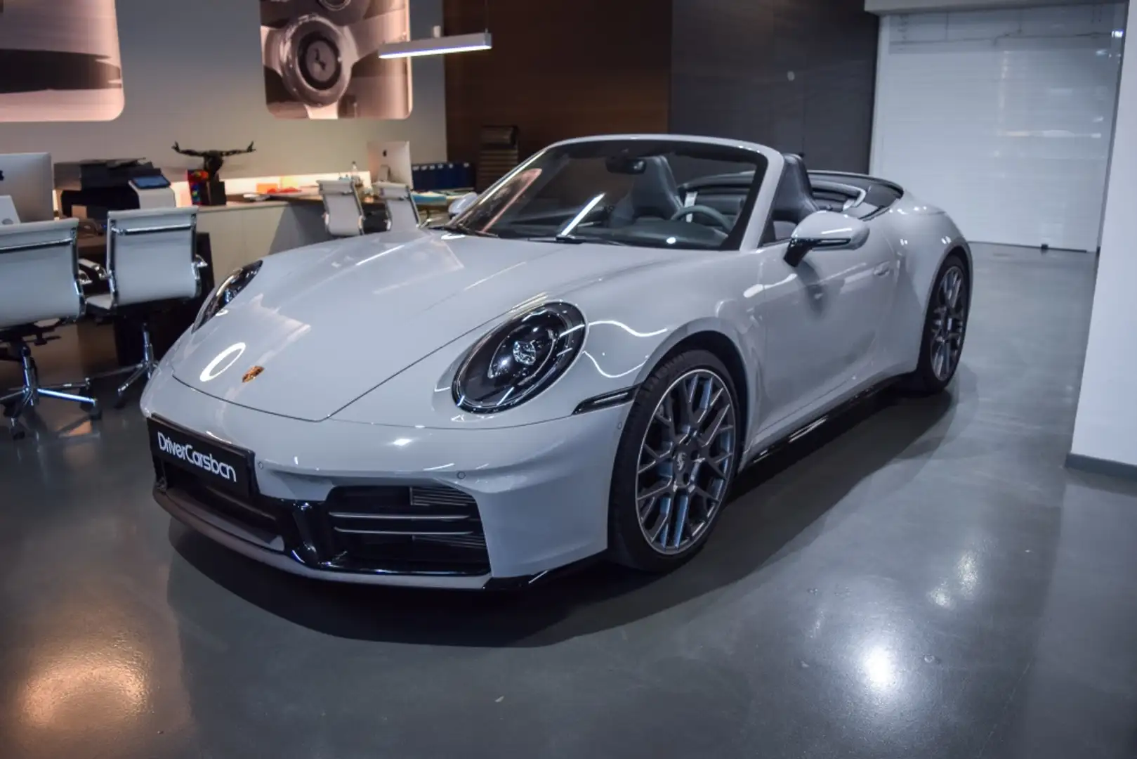 Porsche 992 Carrera Cabriolet Gris - 2