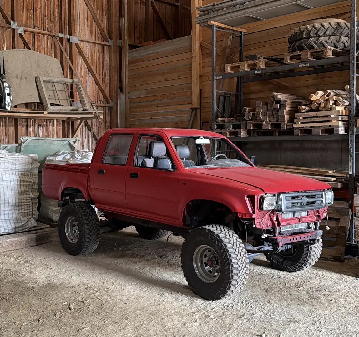 Toyota Hilux LN105 - 1