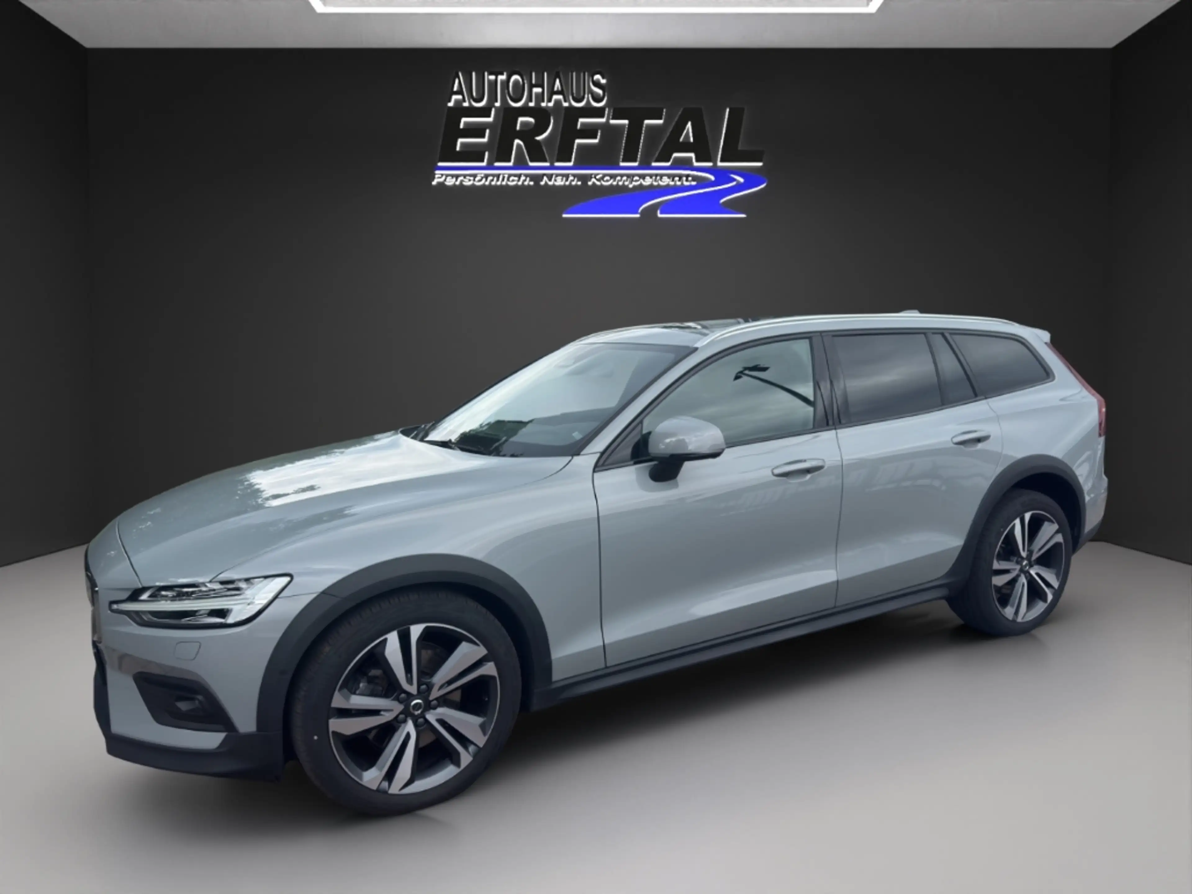 Volvo V60 Cross Country B4 Diesel AWD Cross Country Plus Digitales Cockpit