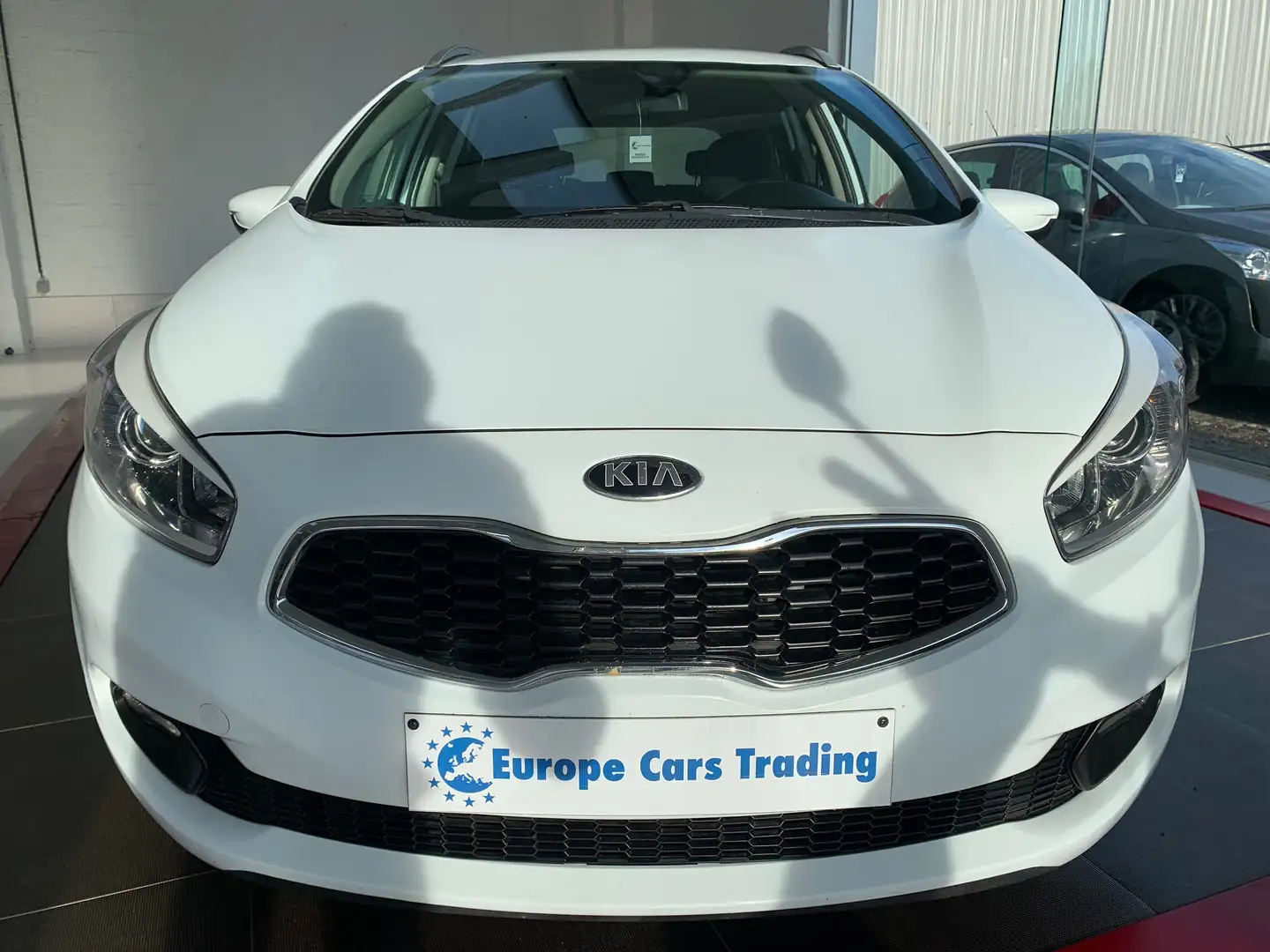 Kia Ceed SW / cee'd SW 1.4CRDI 90ch - EMBRAYAGE NEUF + ENTRETIEN OK Weiß - 2