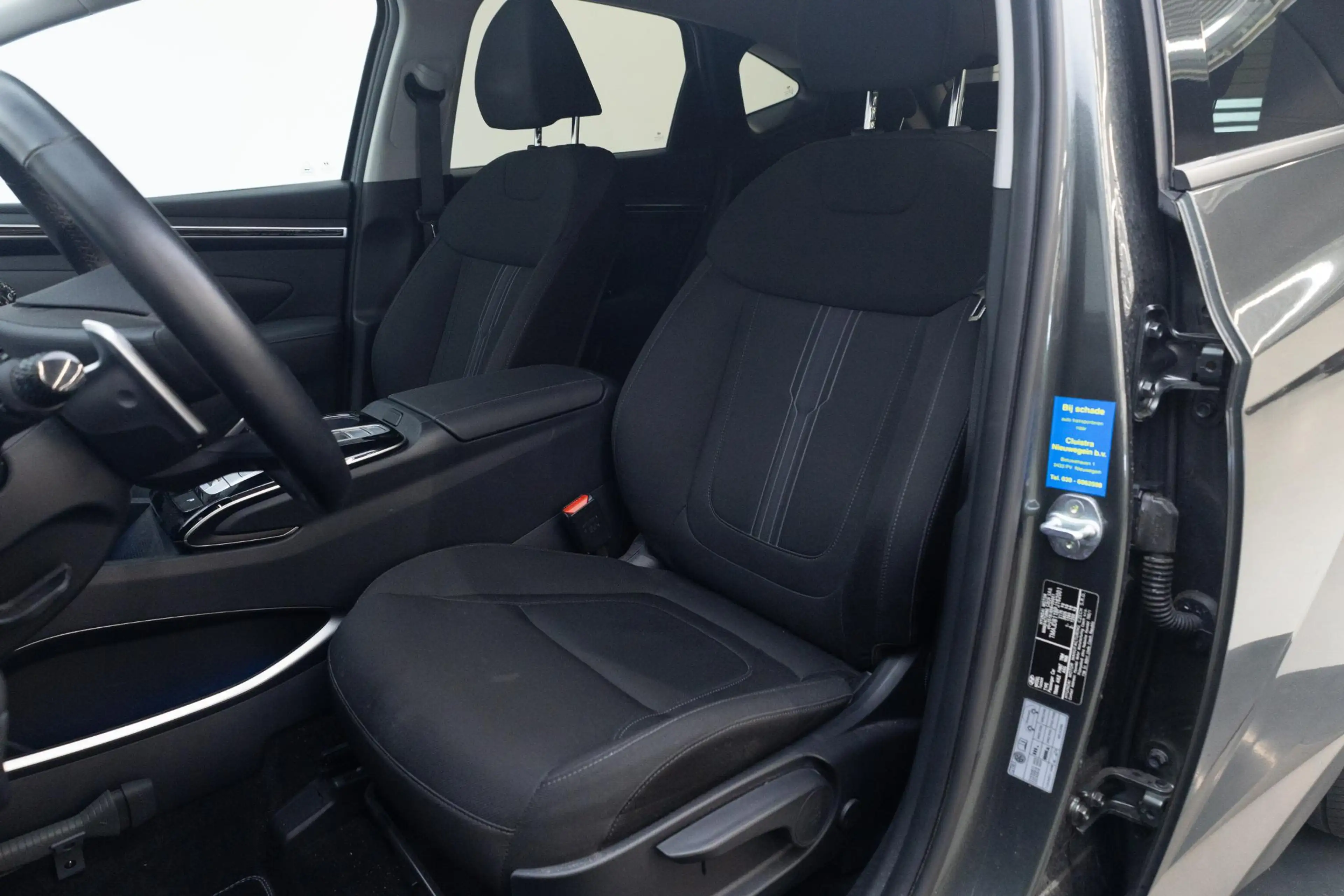 Hyundai TUCSON 1.6 T-GDI HEV Comfort — photo 6