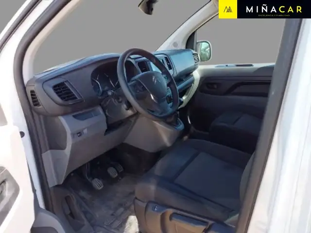 Citroen Jumpy view 3