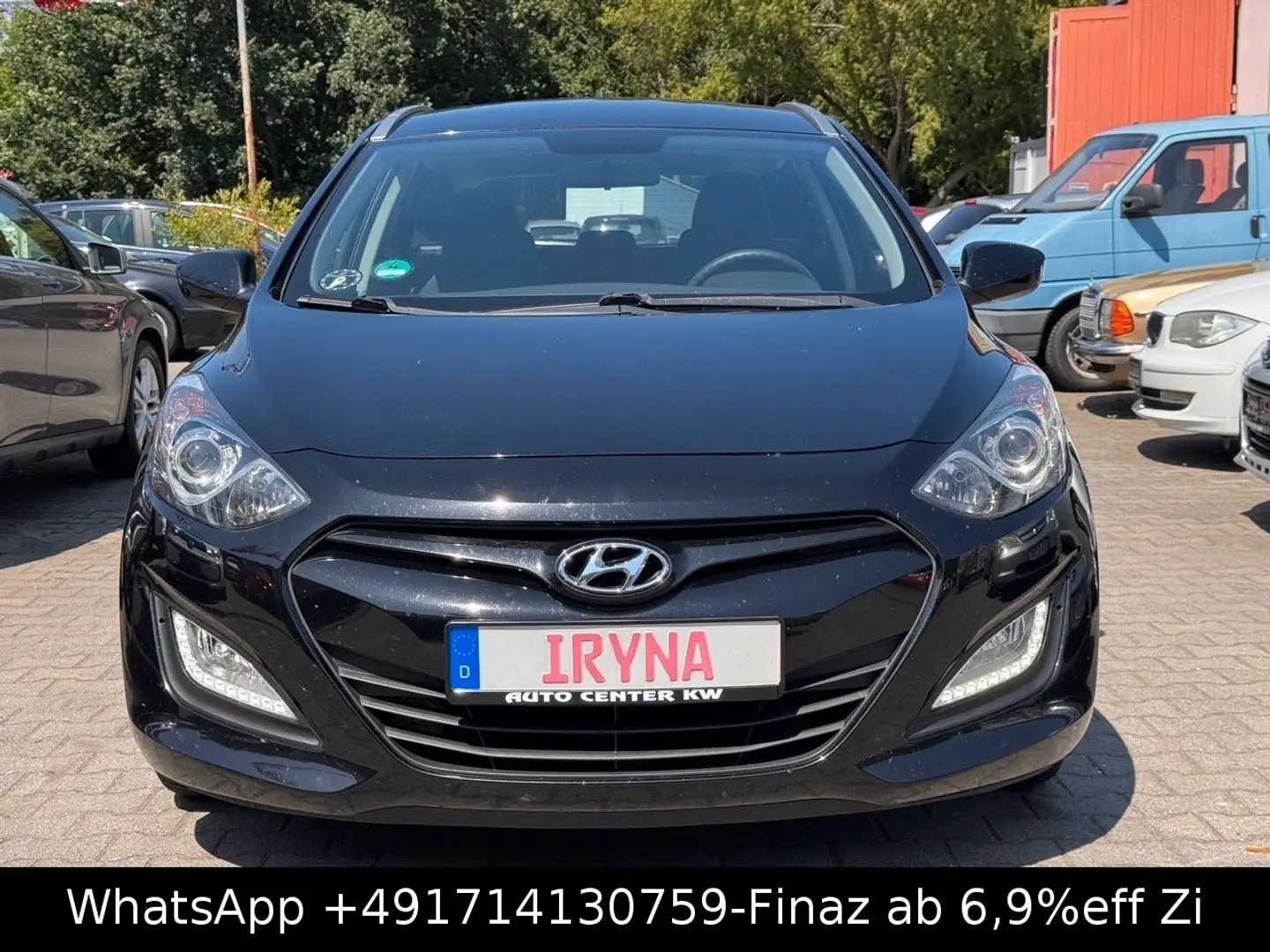 Hyundai i30 cw blue Trend-KLIMA-TEMPO-USB-ISOFIX-SHZG-MF Schwarz - 2