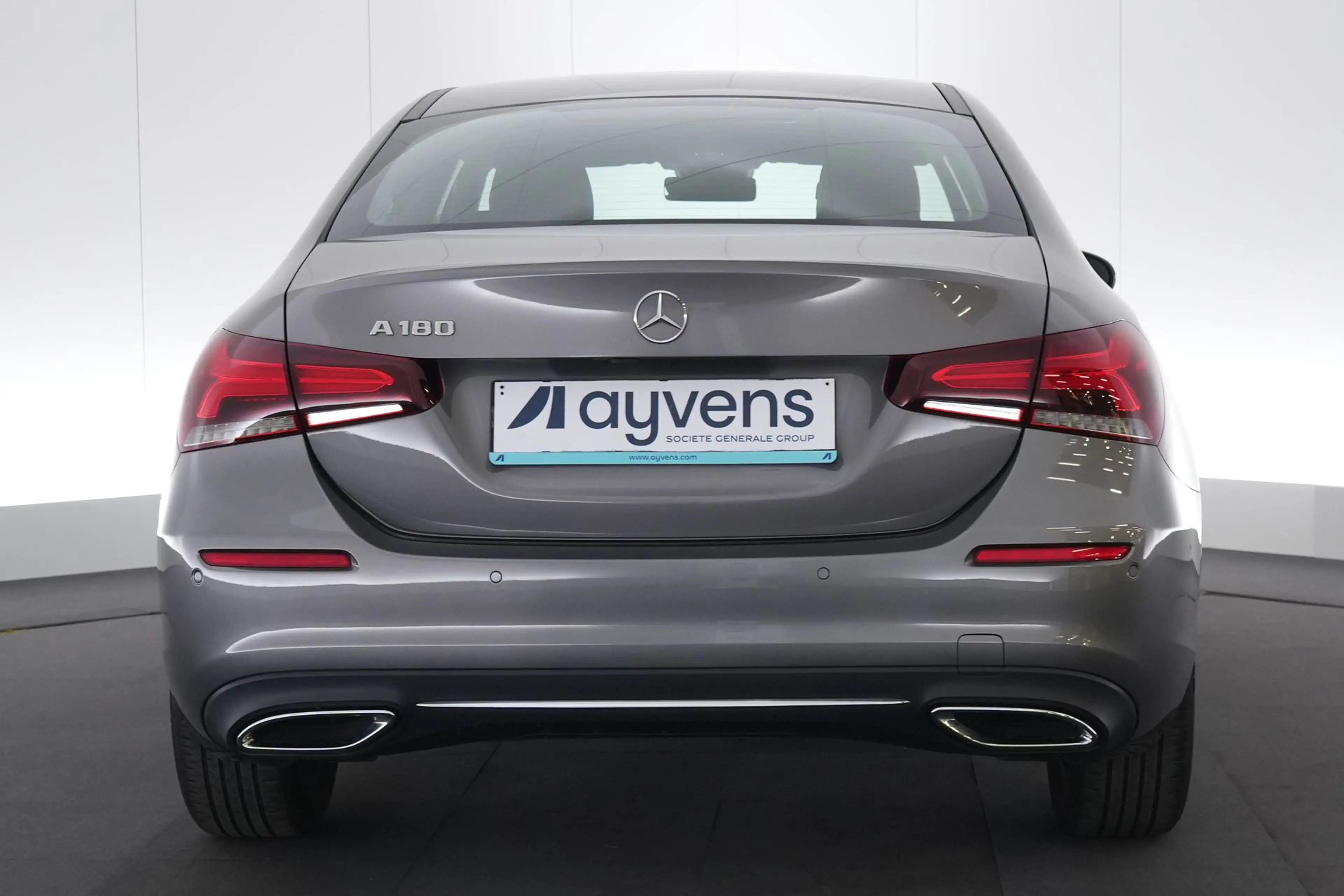 Mercedes-Benz A 180 Sedan AUT Luxury Line LEDER/CUIR LED GPS PDC CAM C — photo 8