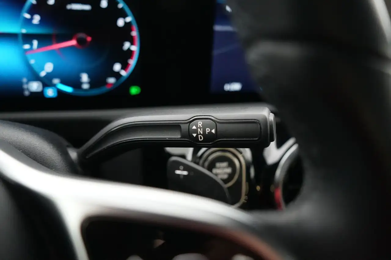 Mercedes-Benz A-Class Sedan AUT Luxury Line LEDER/CUIR LED GPS PDC CAM C, миниатюра 16