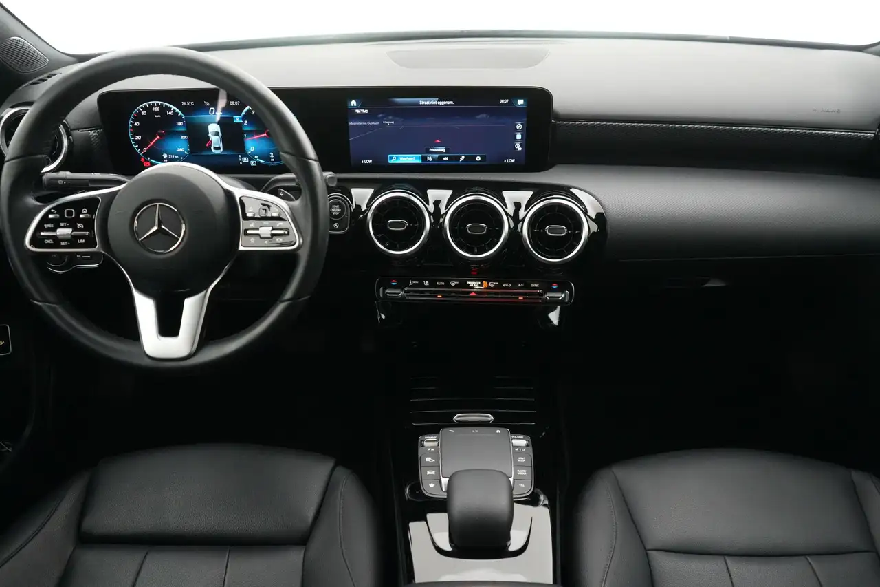 Mercedes-Benz A-Class Sedan AUT Luxury Line LEDER/CUIR LED GPS PDC CAM C, миниатюра 13