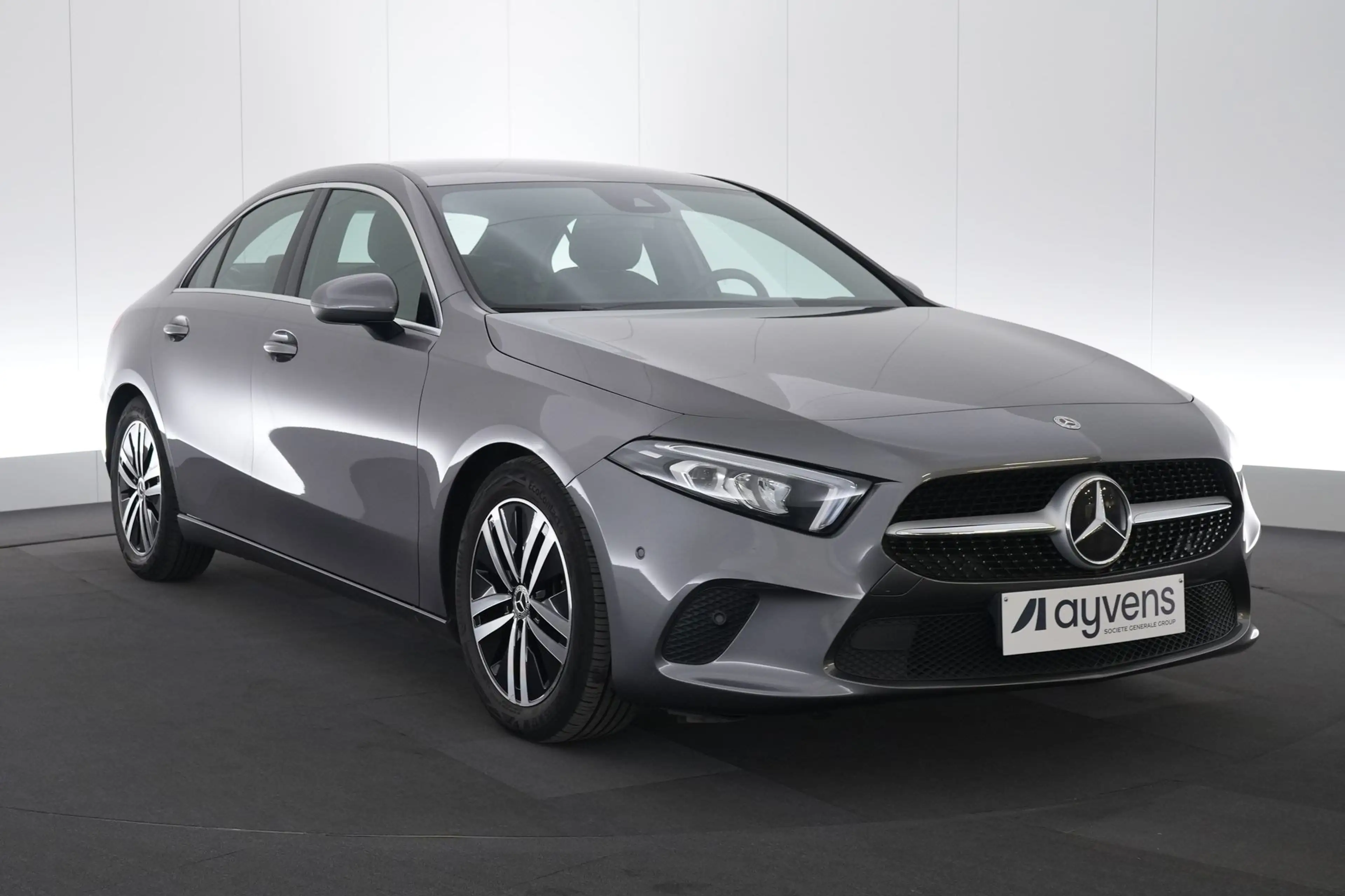 Mercedes-Benz A 180 Sedan AUT Luxury Line LEDER/CUIR LED GPS PDC CAM C — photo 3