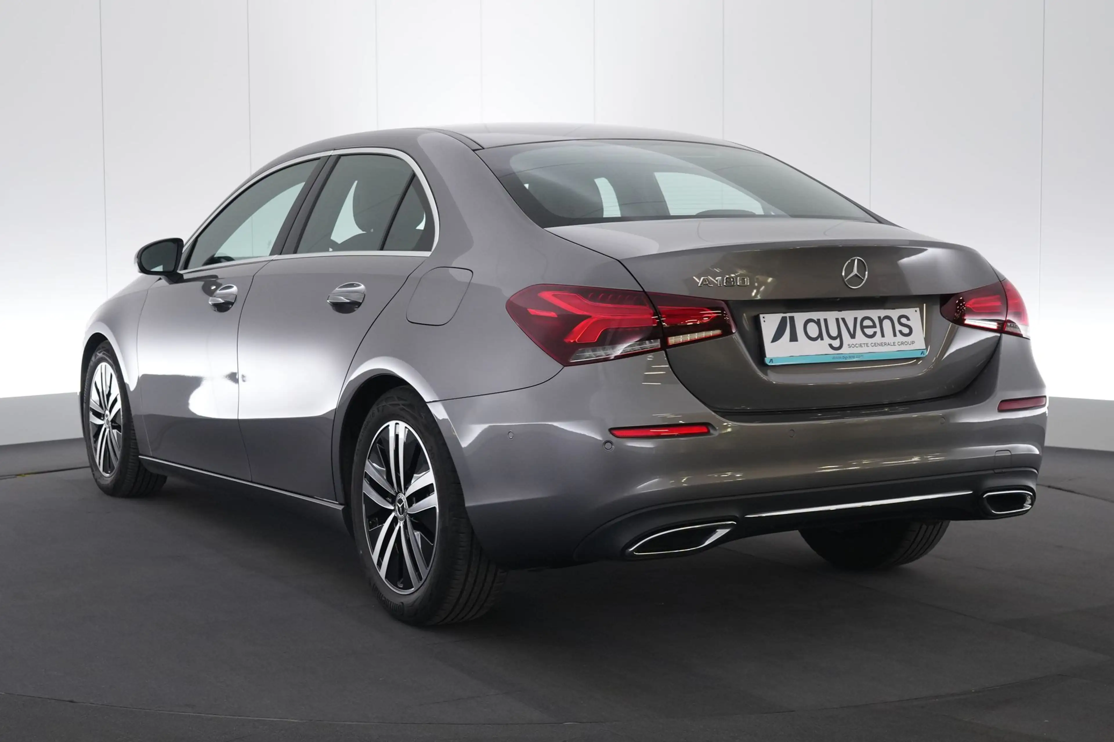 Mercedes-Benz A 180 Sedan AUT Luxury Line LEDER/CUIR LED GPS PDC CAM C — photo 9