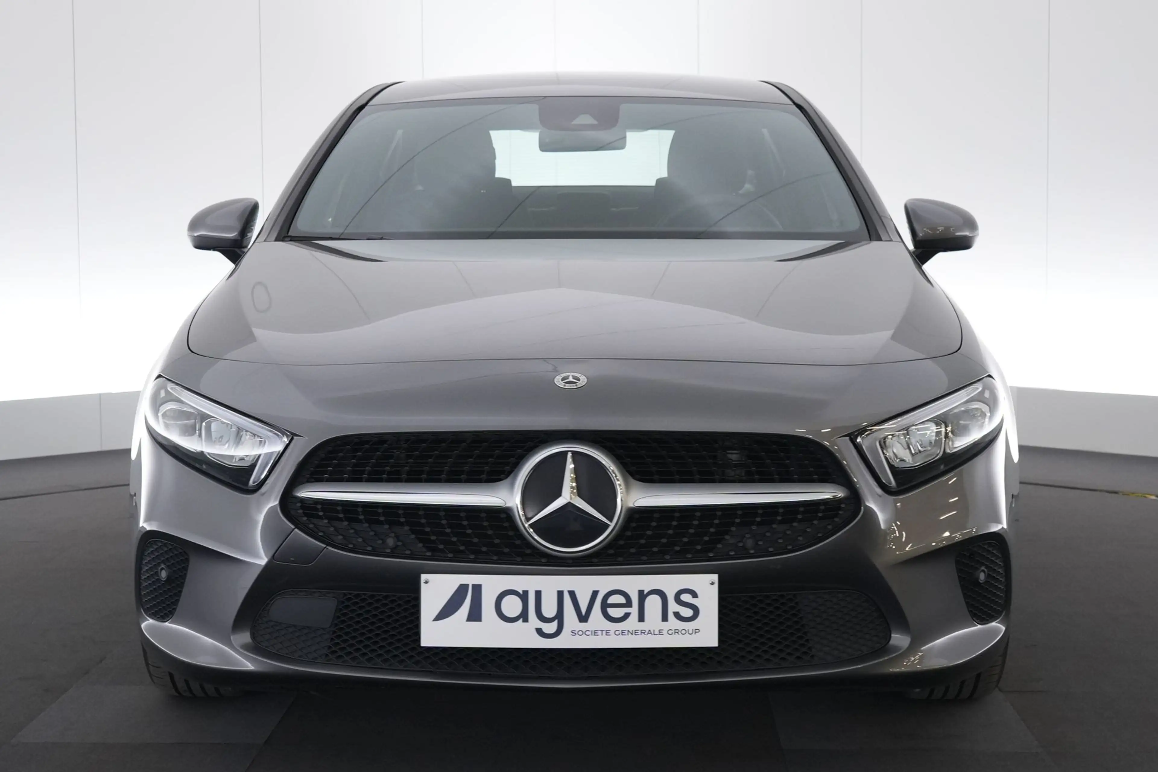 Mercedes-Benz A 180 Sedan AUT Luxury Line LEDER/CUIR LED GPS PDC CAM C — photo 2