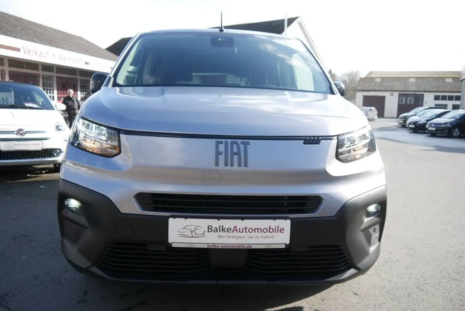 Fiat Doblo Kombi L2 1.5 HDi 131PS *Automatik*TOP Ausstattung! Gris - 2