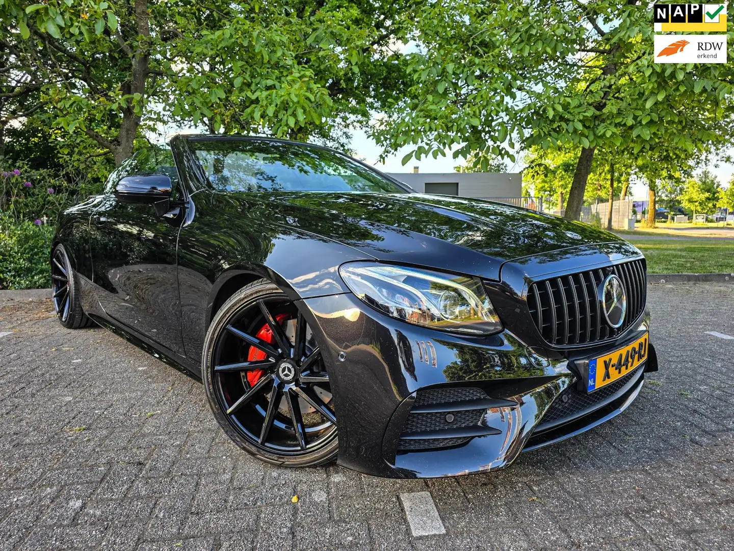 Mercedes-Benz E 200 Cabrio AMG BURMESTER WIDESCREEN SFEER CAMERA MULTI Zwart - 1