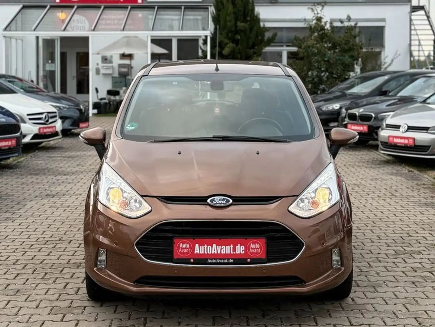 Ford B-Max 1,0 EcoBoost 92kW S/S Titanium*SHZ*PDC*GRA Braun - 2