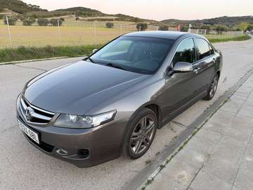 2.2i-CTDi Executive E. Especial