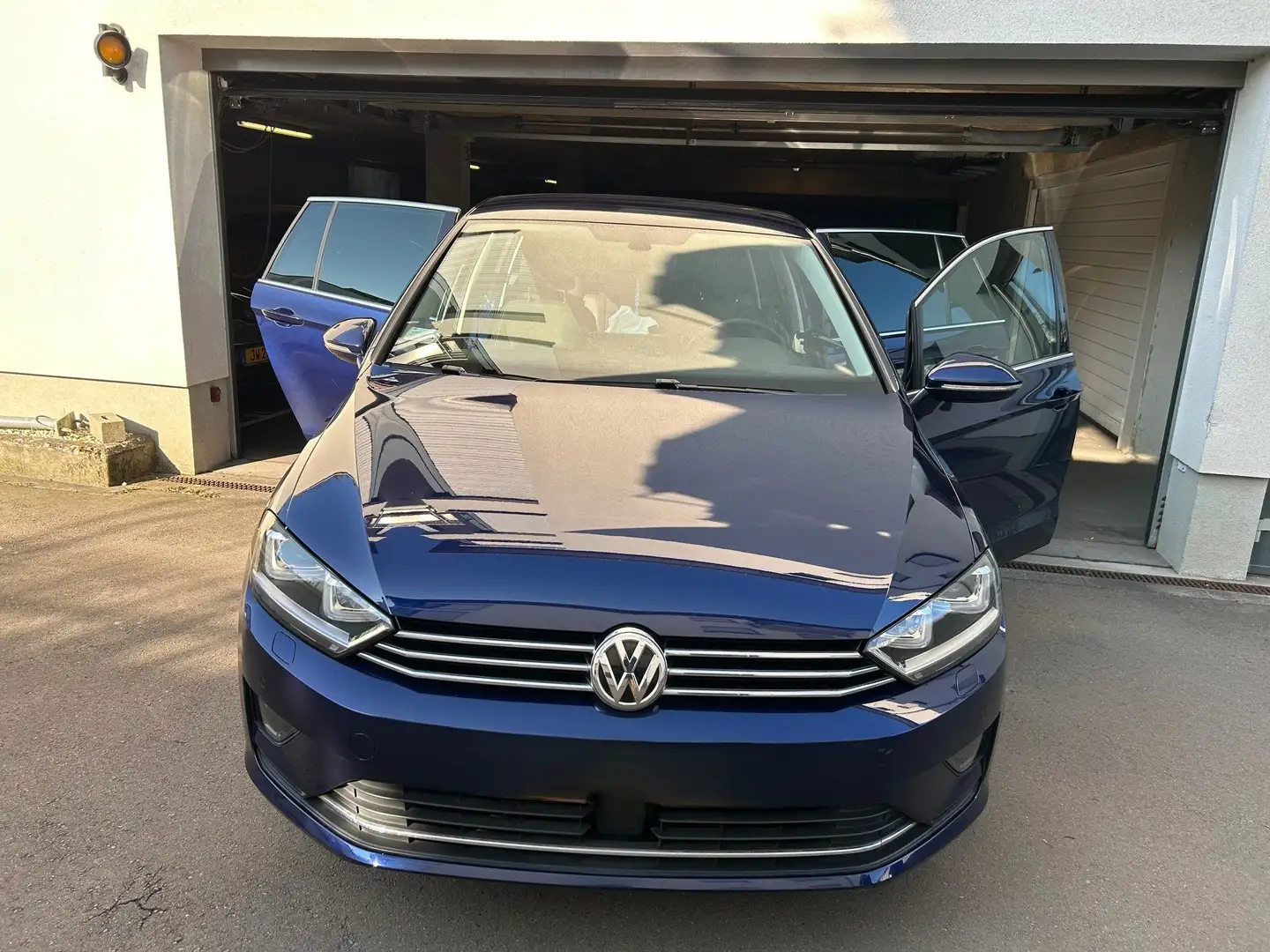 Volkswagen Golf Sportsvan Golf Sportsvan Highline 1.4 TSI 110 Kw DSG7 Bleu - 2
