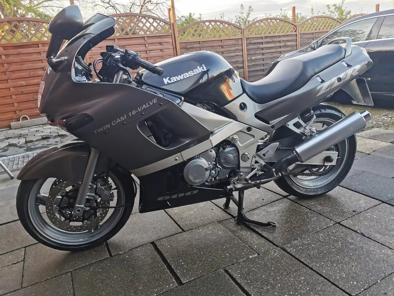 Kawasaki ZZR 600