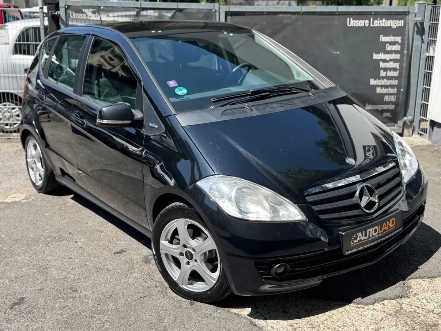 Mercedes-Benz A 160 CDI*2.HAND*KLIMA*SZHG*SERVO*ALLWETTER Schwarz - 1