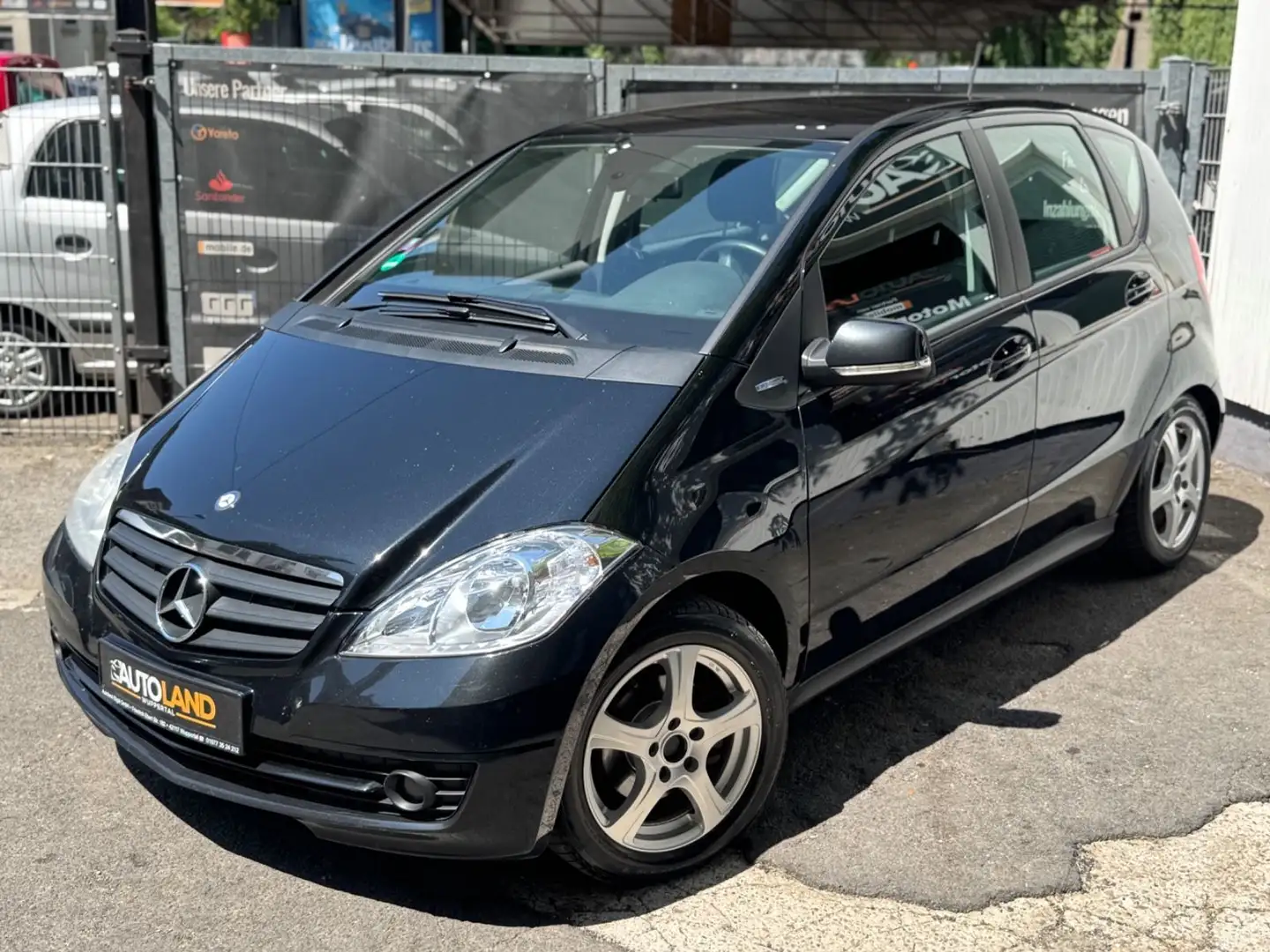 Mercedes-Benz A 160 CDI*2.HAND*KLIMA*SZHG*SERVO*ALLWETTER Schwarz - 2