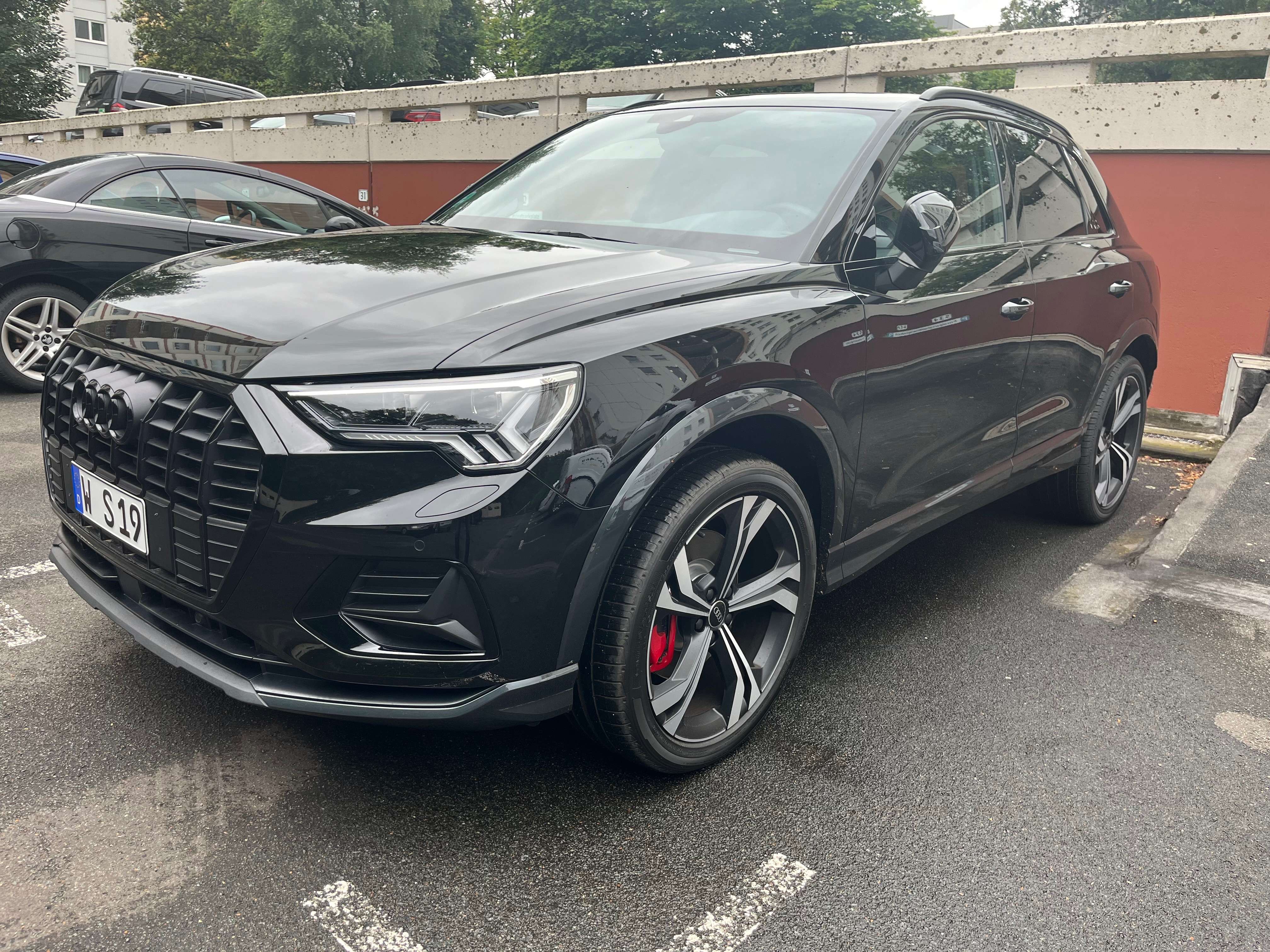 Second hand Audi Q3 2.0