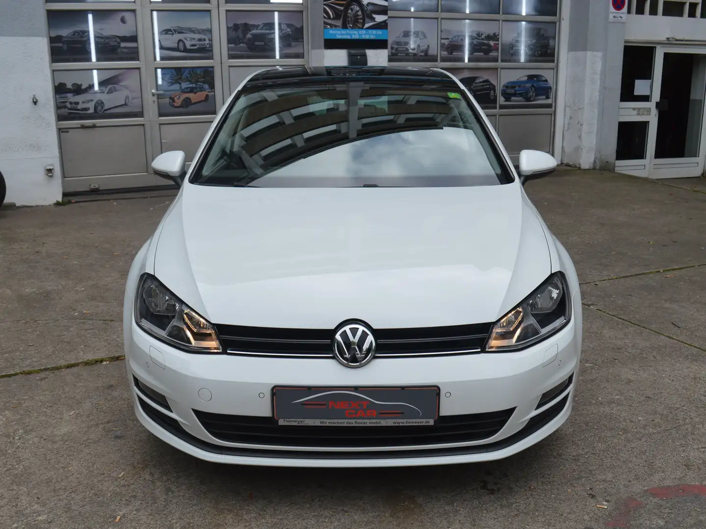Volkswagen Golf Golf VII  1.2 TSI BlueMotion Technology Cup Weiß - 2