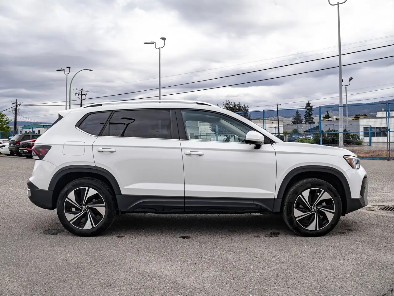 Volkswagen Taos снимка Volkswagen Taos
