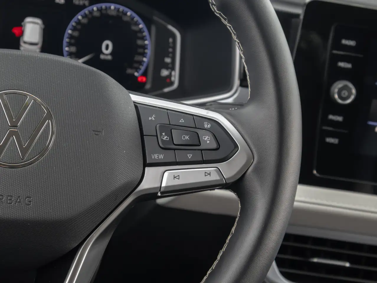 Volkswagen Taos снимка Volkswagen Taos