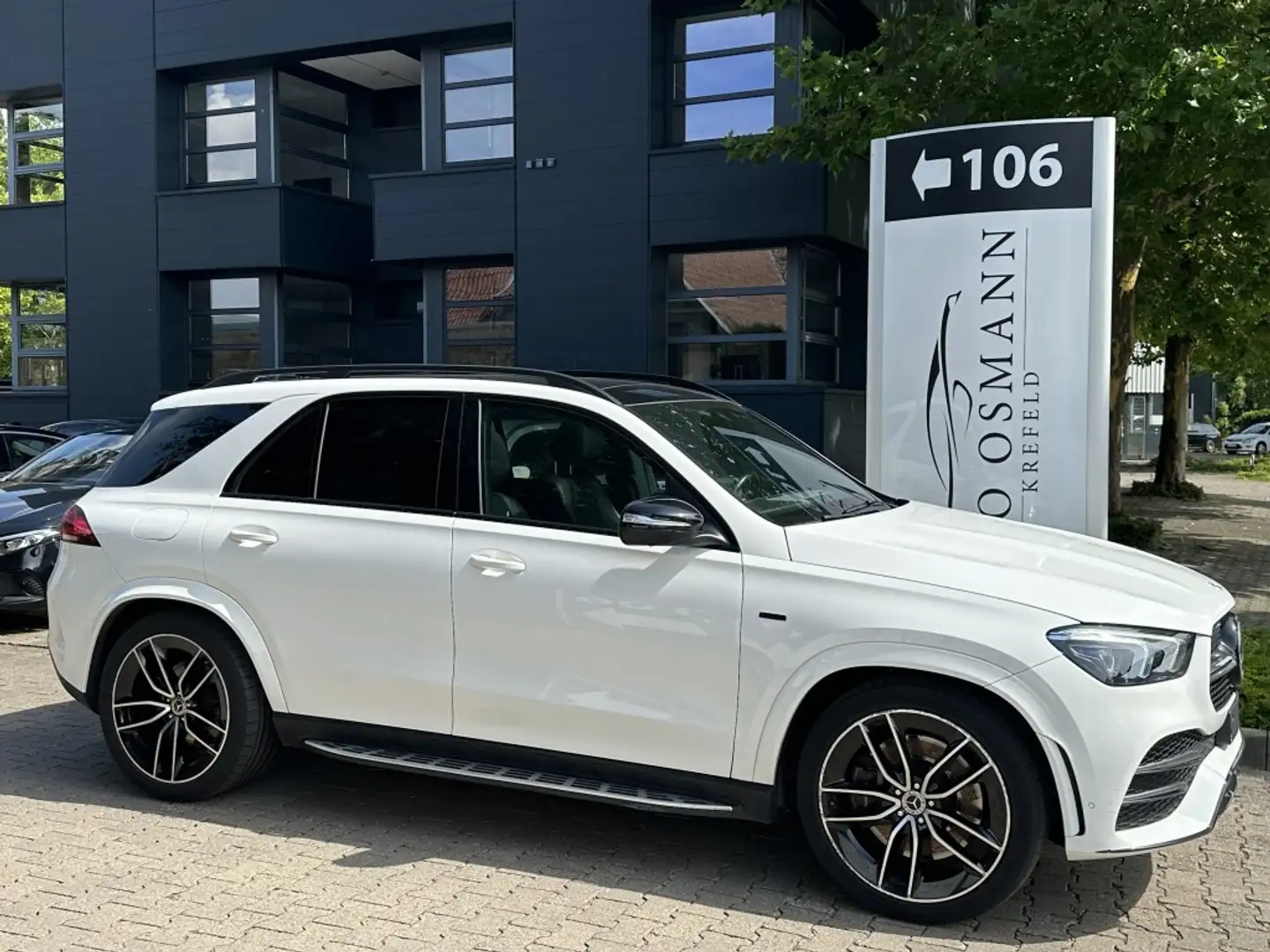 Mercedes-Benz GLE 350 de 4M 9G-TRONIC AMG Line  PANO 360° HUD Blanc - 2