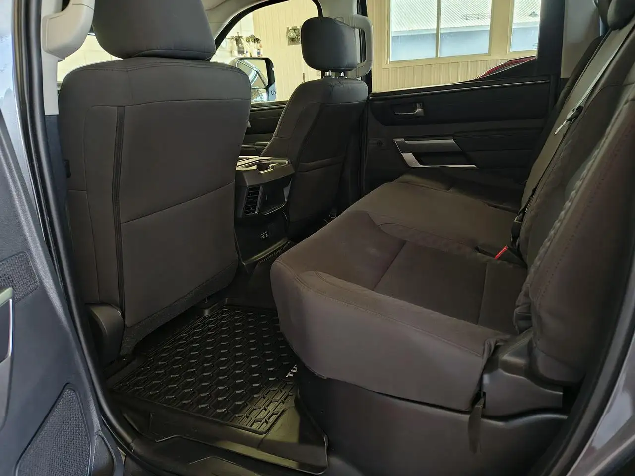 Toyota Tundra photo Toyota Tundra