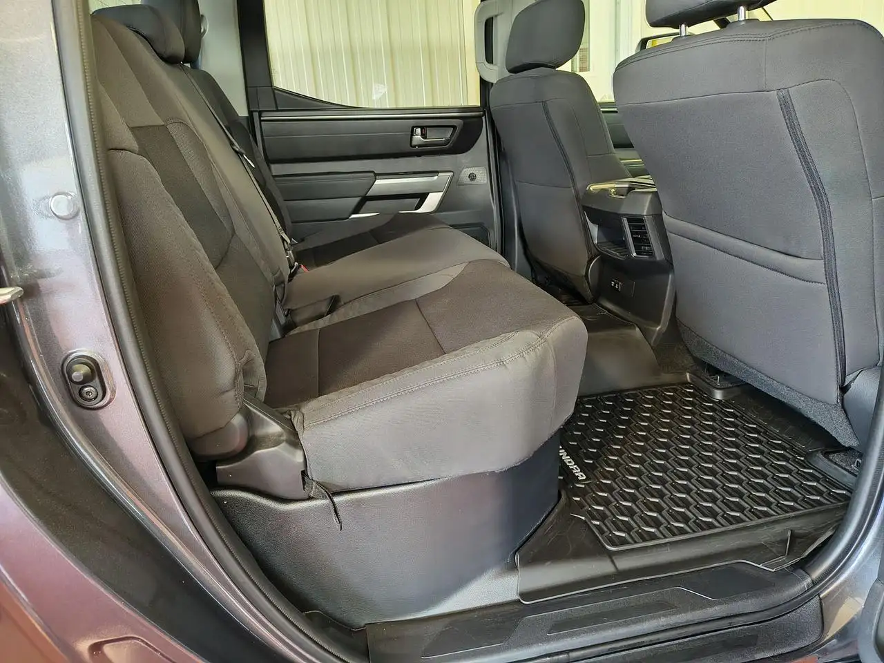 Toyota Tundra photo Toyota Tundra