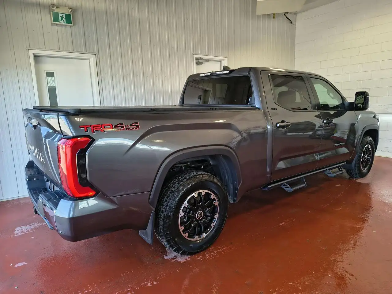 Toyota Tundra photo Toyota Tundra