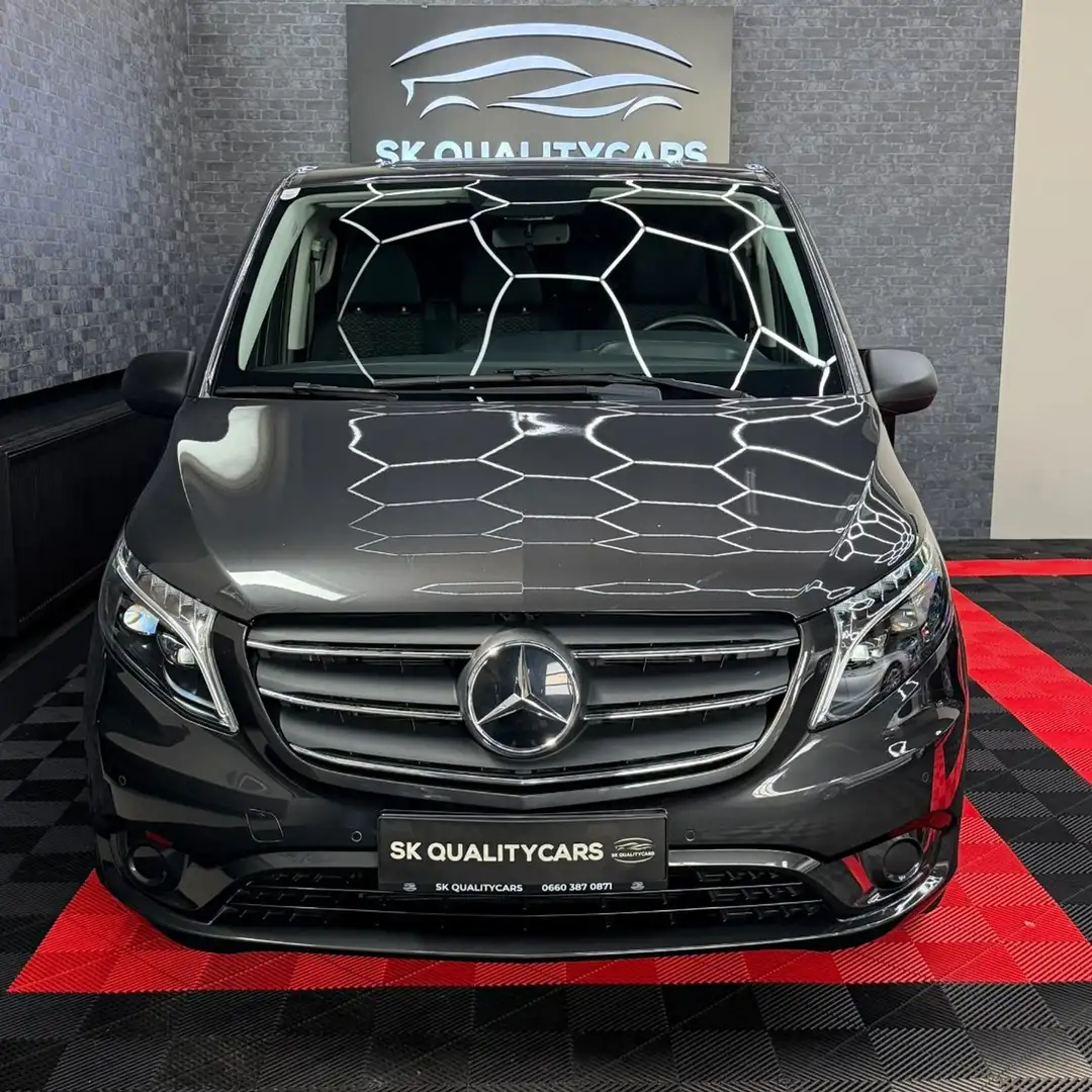 Mercedes-Benz Vito Tourer 119 CDI Pro 4x4 extralang Grau - 2