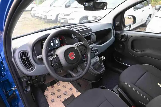 Fiat Panda view 8