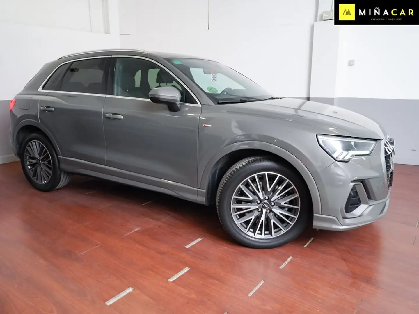 Audi Q3 45 TFSI S line quattro 180kW S tronic Verde - 2