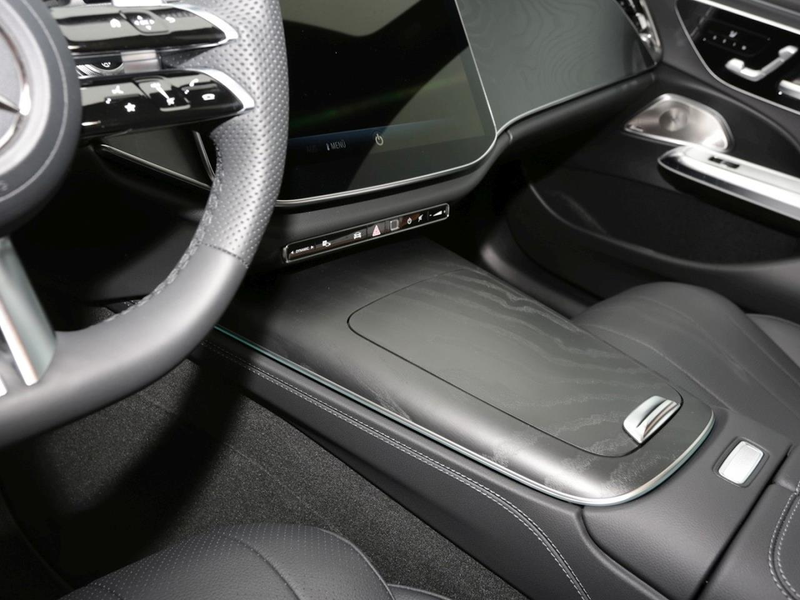 Mercedes-Benz E 220 d T-Modell AMG Night Panorama AHK 360° — photo 15