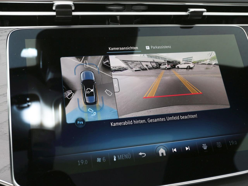 Mercedes-Benz E 220 d T-Modell AMG Night Panorama AHK 360° — photo 14