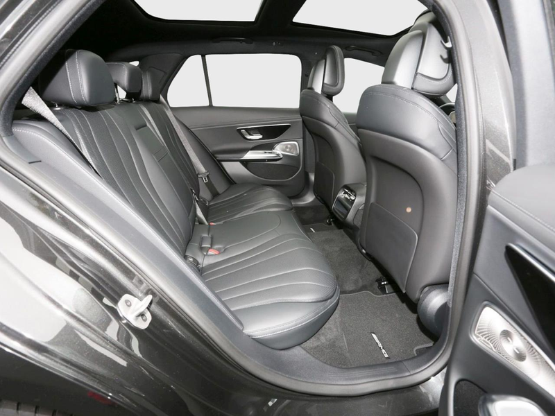 Mercedes-Benz E 220 d T-Modell AMG Night Panorama AHK 360° — photo 11